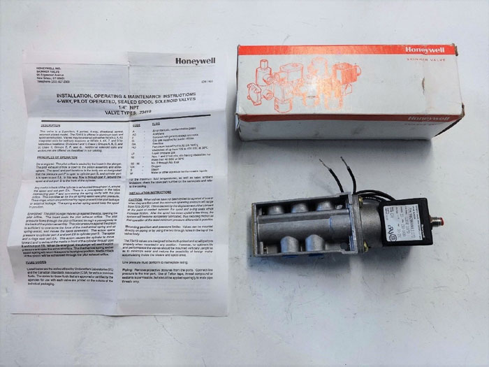 HONEYWELL SKINNER 4-WAY 1/4" NPT SOLENOID VALVE 73419AN2NN00N0L111P3