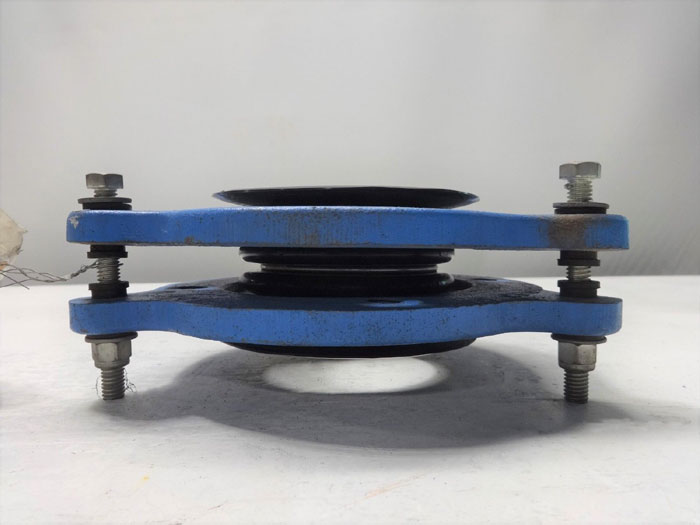 Crane Resistoflex 3" Expansion Joint, Black PTFE, Carbon Steel Flanges