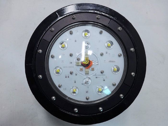 Cooper Crouse-Hinds VMV7LJ/UNV1 Champ LED Luminaire 100W for Hazardous Location