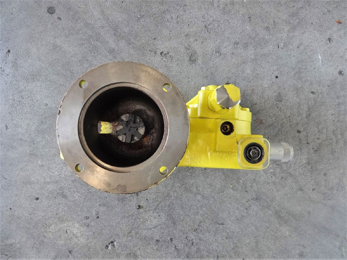 Milton Roy Metering Pump RB11123XSESEALNN, 85 GPH Flow Rate, 100 PSI
