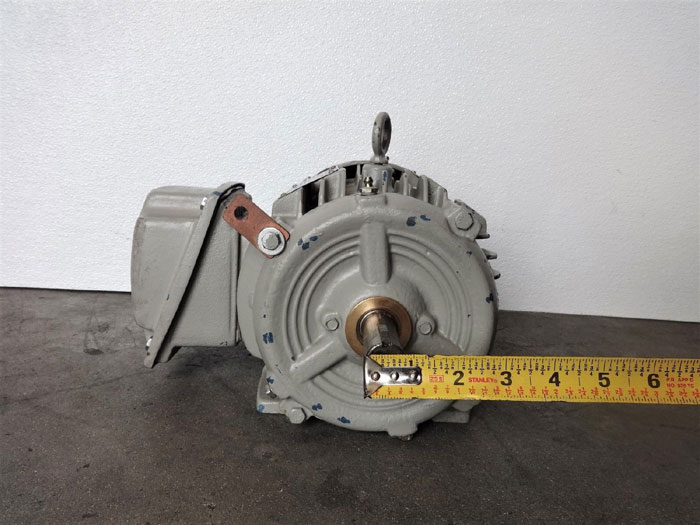 Siemens 5 HP NEMA Premium Efficiency Motor, Type SD100, 1LE23211CB314AA3