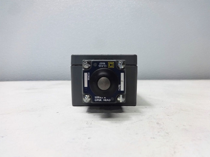 Square D Limit Switch, Type CR61E, Class 9007