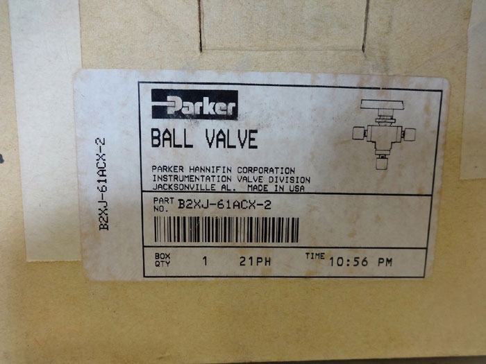 Parker 3-Way 1/8" Actuated SS Ball Valve B2XJ-61ACX-2, Actuator 61ACX-2-180dgr
