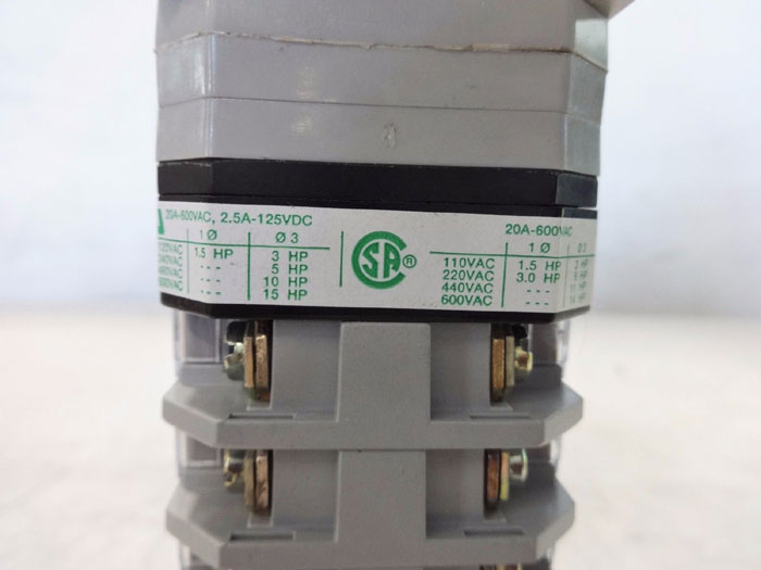 ELECTROSWITCH ROTARY CIRCUIT BREAKER CONTROL SWITCH 20KD-58
