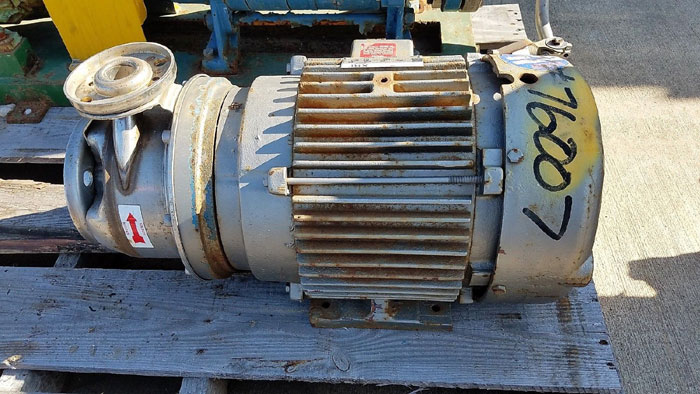 Goulds 4STK2 Centrifugal Pump, Size 1-1/4 X 2-6, Stainless Steel w/ 7.5HP Motor