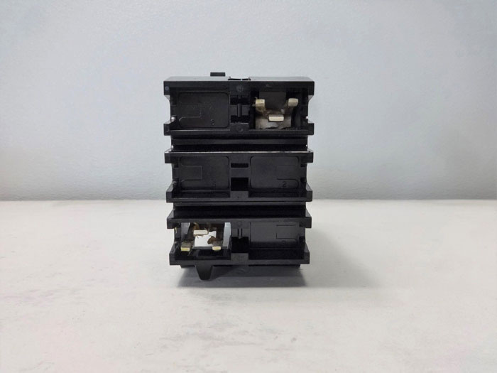 Square D, 50 Amp, 2 Pole, Molded Case Circuit Breaker FA24050AC