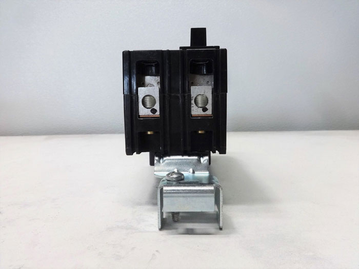 Square D, 50 Amp, 2 Pole, Molded Case Circuit Breaker FA24050AC