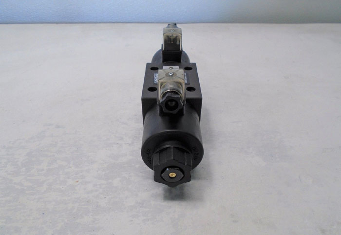Hyvair Directional Valve D05SD-2F-24D-35