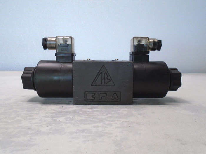 Hyvair Directional Valve D05SD-2B-24D-35