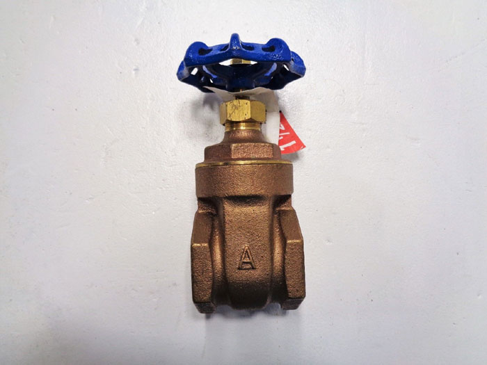 American Valve 1-1/2" NPT Bronze Gate Valves, #G300 **Lot of (12)**