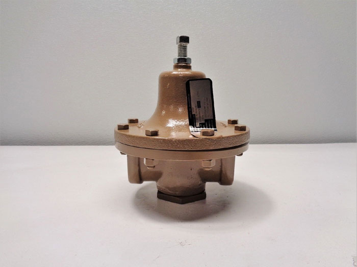 Cashco Pressure Reducing Regulator, 1-1/2" NPT DL/CI/CI/B5, 2H8-1B57-11000000A