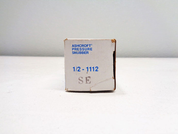 Lot of (4) Ashcroft Pressure Snubbers 1/2"-1112