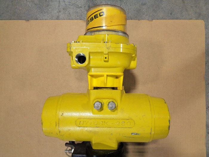 Flow-Tek 3" 150# CF8M 2-Pc Full Port Ball Valve w/ Hytork 280 Actuator