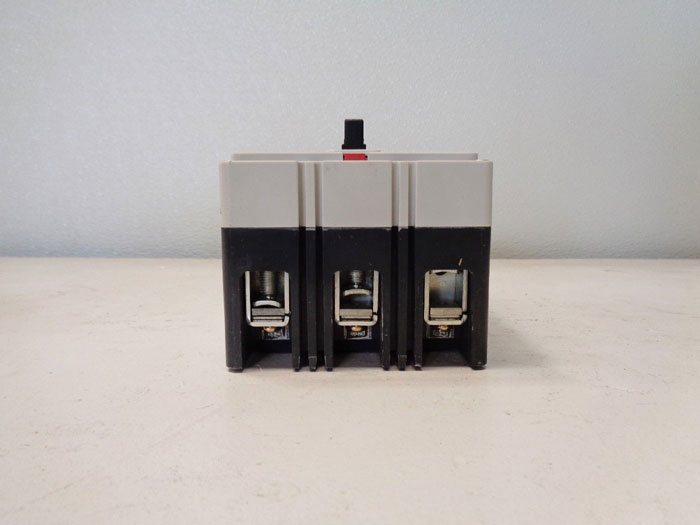 Eaton Cutler-Hammer EHD14K Circuit Breaker, 70A, 480VAC, 3-Pole, #EHD3070L