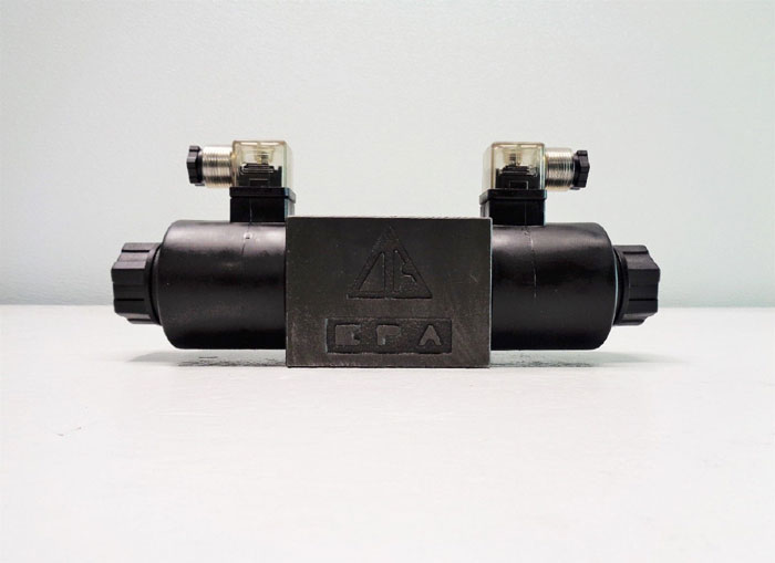 Hyvair Directional Valve D05SD-2B-24D-35