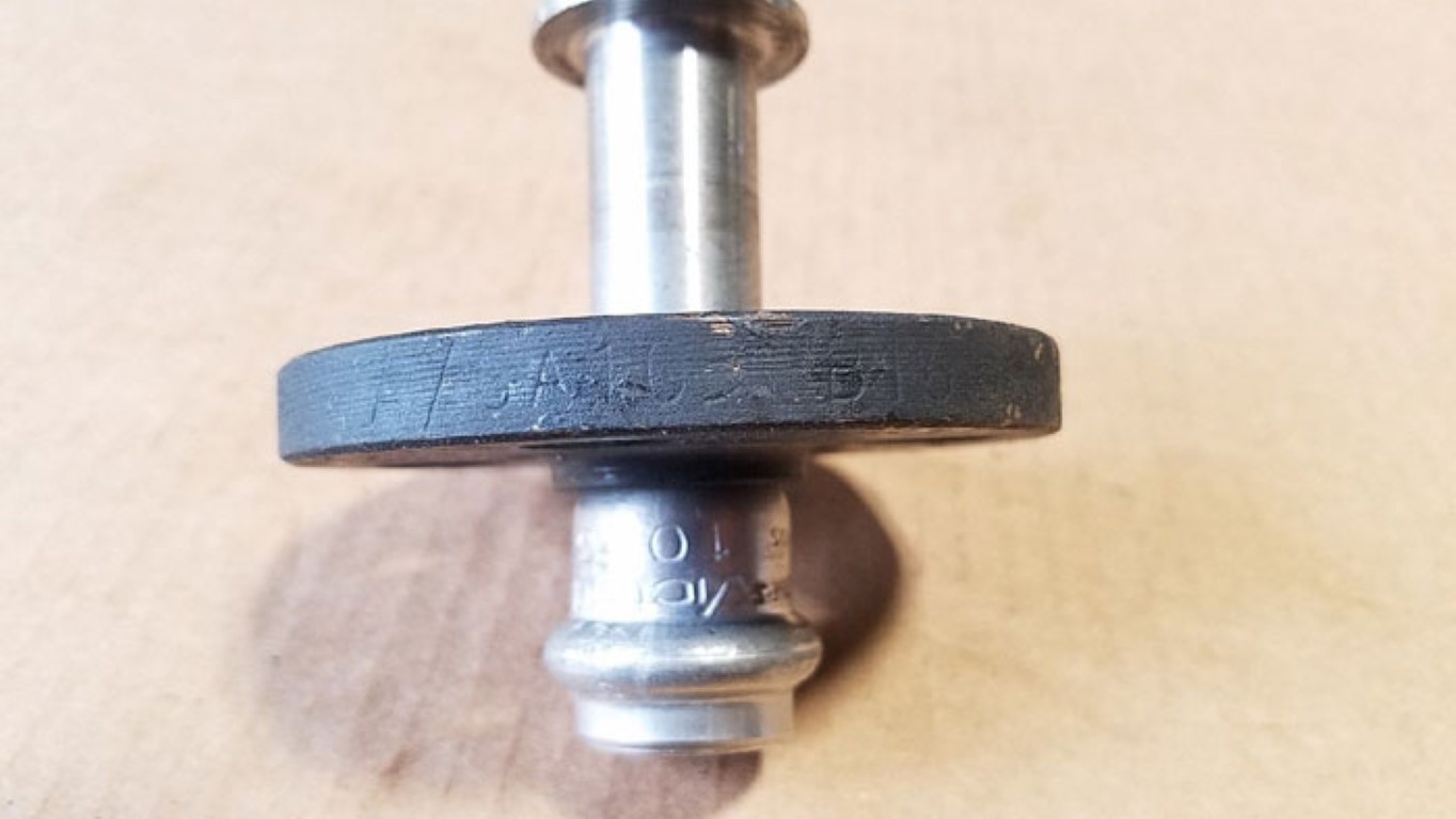 Victaulic Vic-Press 1/2" Coupling 316SS w/ 1/2" 150# Van Stone Flange A105 #P566