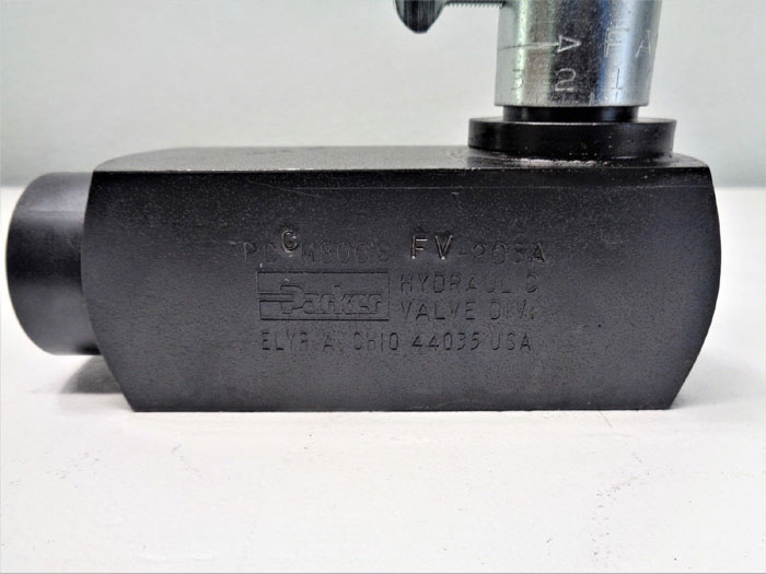 Parker Hydraulic 1/2" Flow Control Valve, 3000 PSI, 15 GPM, PCCM800S  FV-20BA