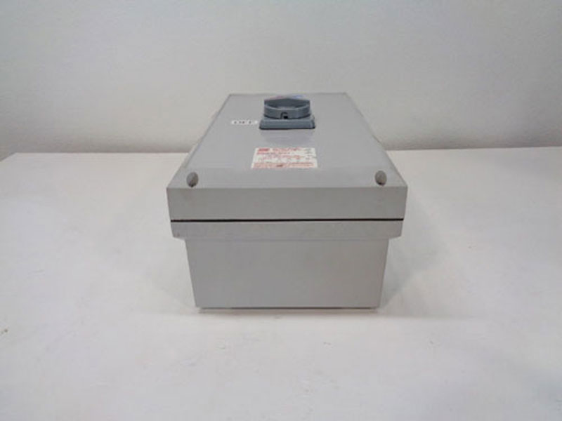 Crouse Hinds N2RS Control Switch N2RS603, 60A w/ Disconnect Switch RSWP603