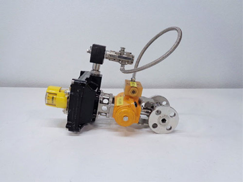 Velan 1/2" 150# Full Port CF8M Actuated Ball Valve w/ Hytork 26 Actuator