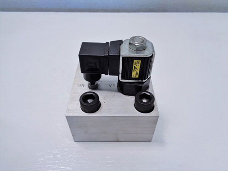 Parker Solenoid Valve Normally Open Trip Block 807J949G02