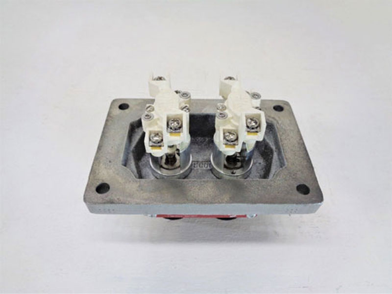 Cooper Crouse-Hinds DSD922 Start Stop Push Button Station